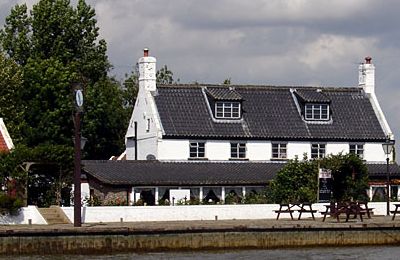 Reedham - Ferry Inn