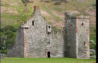 Lochranza Castle, (HES)