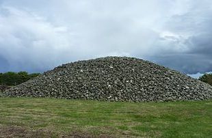 Memsie Cairn, (HES) - Fraserburgh