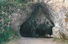 Hoyle's Mouth Cave - Tenby