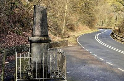 Llandovery - Mail Monument