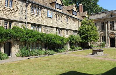 St Edmund Hall (HE) - Oxford