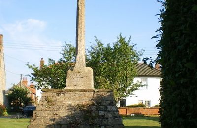 Binham Wayside Cross, (EH)