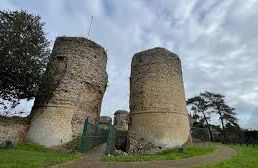 Bungay Castle remains