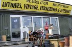 Dunstable - Mannuccis Antiques and Collectables